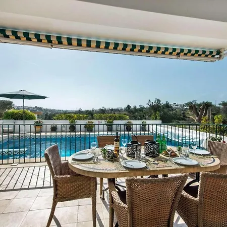Alcantarilha Villa Armacao de Pera